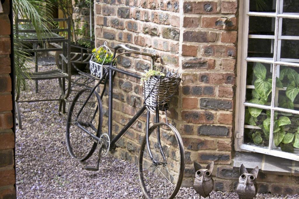 Babbling Brook Bed & Breakfast Pietermaritzburg Exteriör bild