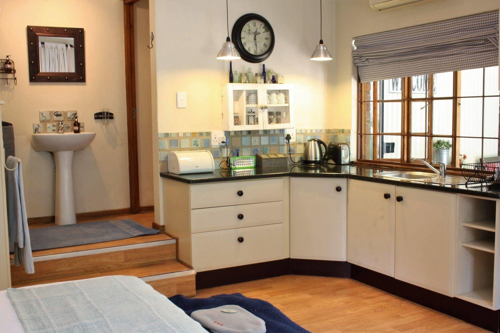 Babbling Brook Bed & Breakfast Pietermaritzburg Exteriör bild